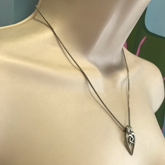 Entwined - Picture 2 of 9